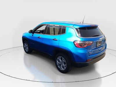 2024 Jeep Compass — detail view