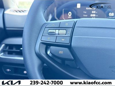 2025 Kia K4 — photo 32 view