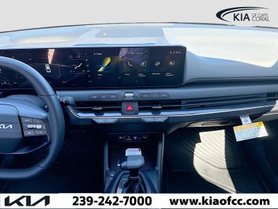 2025 Kia K4 — photo 17 view