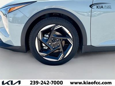 2025 Kia K4 — photo 36 view