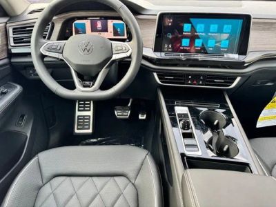 2026 Volkswagen Atlas — photo 10 view