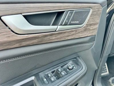 2026 Volkswagen Atlas — photo 13 view