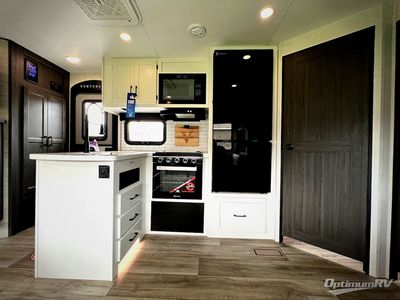2026 Venture RV SportTrek Touring Edition - Photo 11