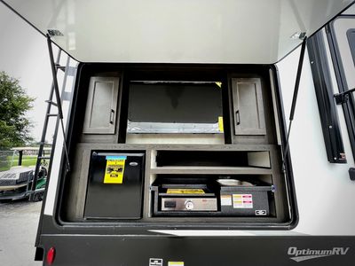 2026 Venture RV SportTrek Touring Edition - Photo 4