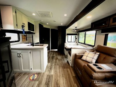 2026 Venture RV SportTrek Touring Edition - Photo 5