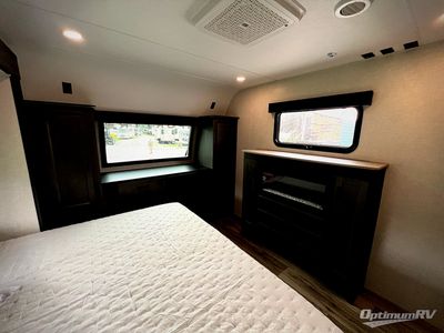 2026 Venture RV SportTrek Touring Edition - Photo 17