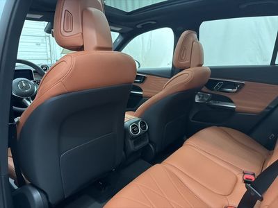 2026 Mercedes-Benz GLC - Photo 18