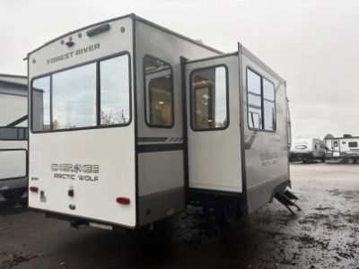 2025 Forest River Cherokee Arctic Wolf - Photo 3