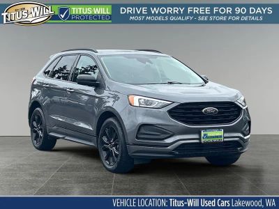 2022 Ford Edge SE in Gray Metallic — front three-quarter view