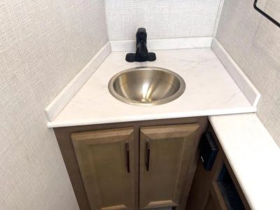 2026 Fleetwood BOUNDER - Photo 13