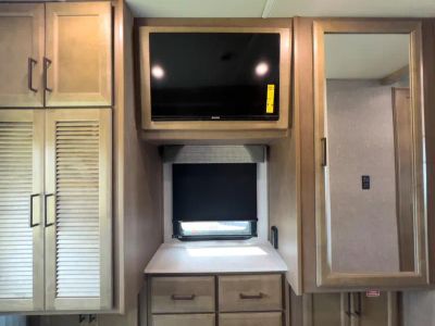 2026 Fleetwood BOUNDER - Photo 17
