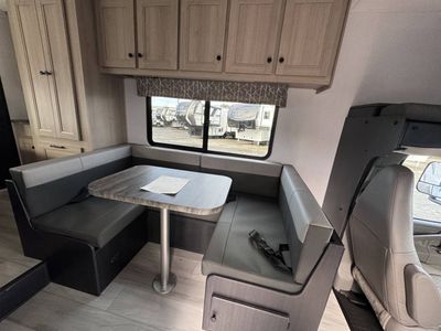 2026 Forest River SUNSEEKER - Photo 9