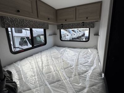 2026 Forest River SUNSEEKER - Photo 12