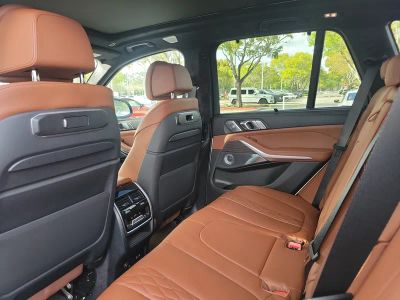 2026 BMW X5 — photo 10 view