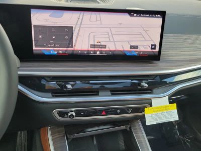 2026 BMW X5 — photo 23 view