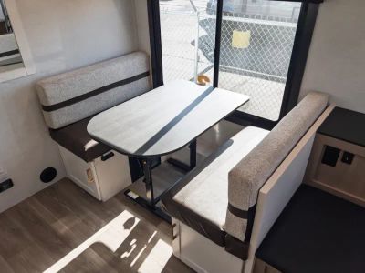 2027 Jayco NORTH TRAIL — photo 7 view