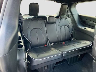 2026 Chrysler Pacifica — photo 24 view
