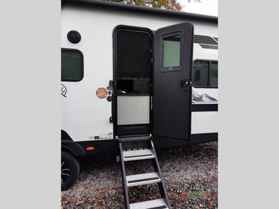 2026 Forest River Surveyor Legend — photo 19 view