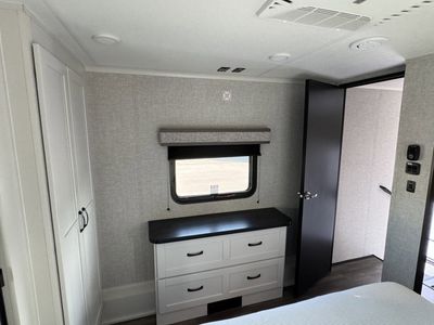 2026 Jayco Seismic - Photo 12