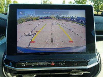 2024 Jeep Compass - Photo 16