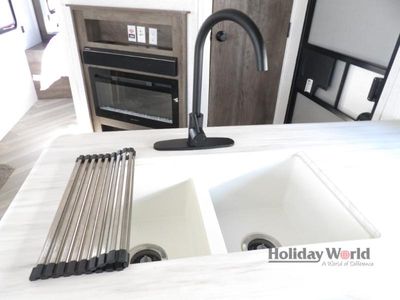 2022 Forest River Wildwood - Photo 15