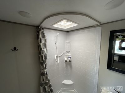 2024 Coachmen Catalina Expedition - Photo 10