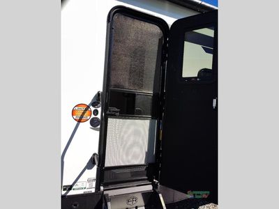 2026 Forest River Surveyor Legend — photo 16 view