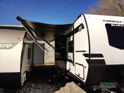 2026 Forest River Surveyor Legend — photo 18 view