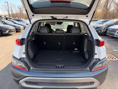 2023 Hyundai Kona Limited — photo 38 view