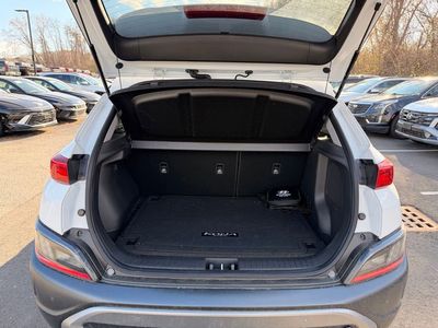2023 Hyundai Kona Limited — photo 37 view