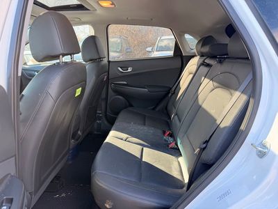 2023 Hyundai Kona Limited — photo 33 view