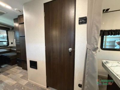 2020 Keystone RV Springdale — photo 32 view