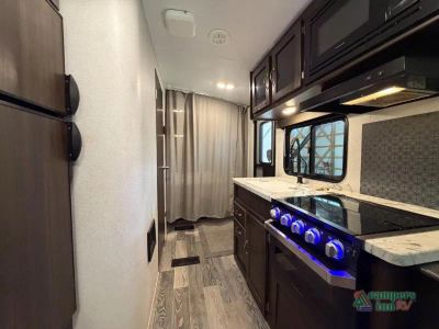 2020 Keystone RV Springdale — photo 30 view
