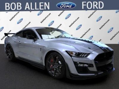 2022 Ford Mustang Shelby GT500 in Silver Metallic — front three-quarter view