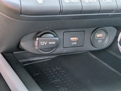 2023 Hyundai Elantra — photo 30 view