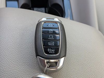 2023 Hyundai Elantra — photo 33 view