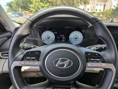 2023 Hyundai Elantra — photo 26 view