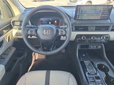 2026 Honda Pilot — photo 11 view