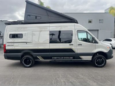 2026 Storyteller Overland CREW MODE — photo 17 view