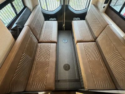 2026 Storyteller Overland CREW MODE — photo 15 view