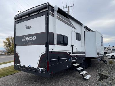 2026 Jayco Seismic - Photo 8