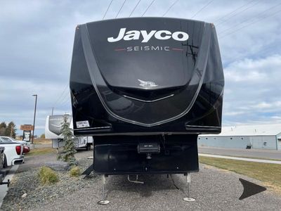 2026 Jayco Seismic - Photo 2