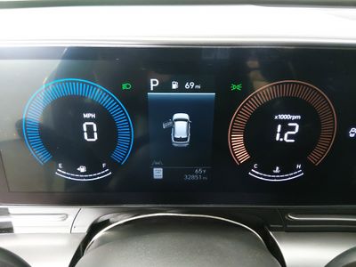 2025 Hyundai Kona — photo 14 view