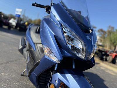 2026 Suzuki Burgman 400 - Photo 8