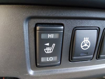 2026 Nissan Frontier — photo 17 view