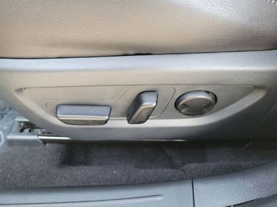 2025 Mazda CX-50 - Photo 21