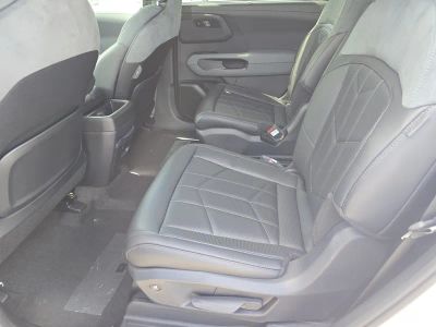 2027 Kia Telluride — photo 17 view