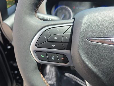 2026 Chrysler Pacifica — photo 19 view