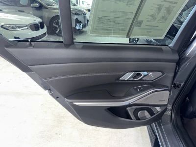 2022 BMW M3 — photo 16 view