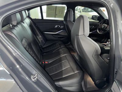 2022 BMW M3 — photo 12 view